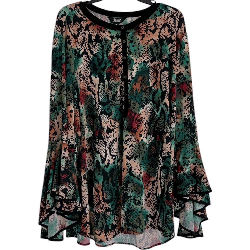 Slim Factor by Investments Green Animal Long Flutter Sleeve Top Size XL
